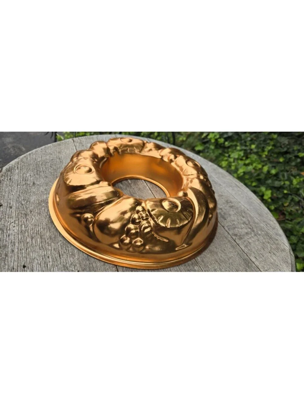 Vintage Copper Tone Fruit Wreath Cake Jello Mold Wall Hanging Decor 13